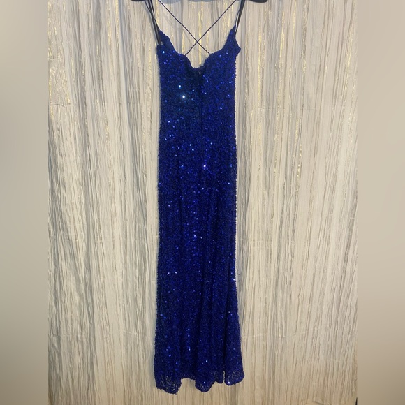 FORMAL/BALL GOWN DRESS - Picture 2 of 7